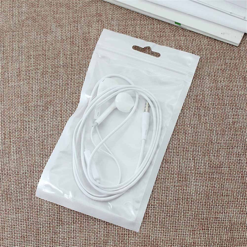 Wired Earphones With Microphone 3.5mm Earphones Plug In-Ear
