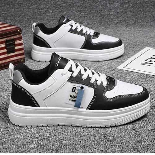 Lauder WM - Black And White Shoes
