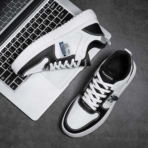 Lauder WM - Black And White Shoes