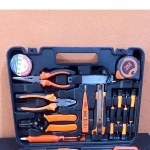 ELECTRICAL TOOLS BOX KIT