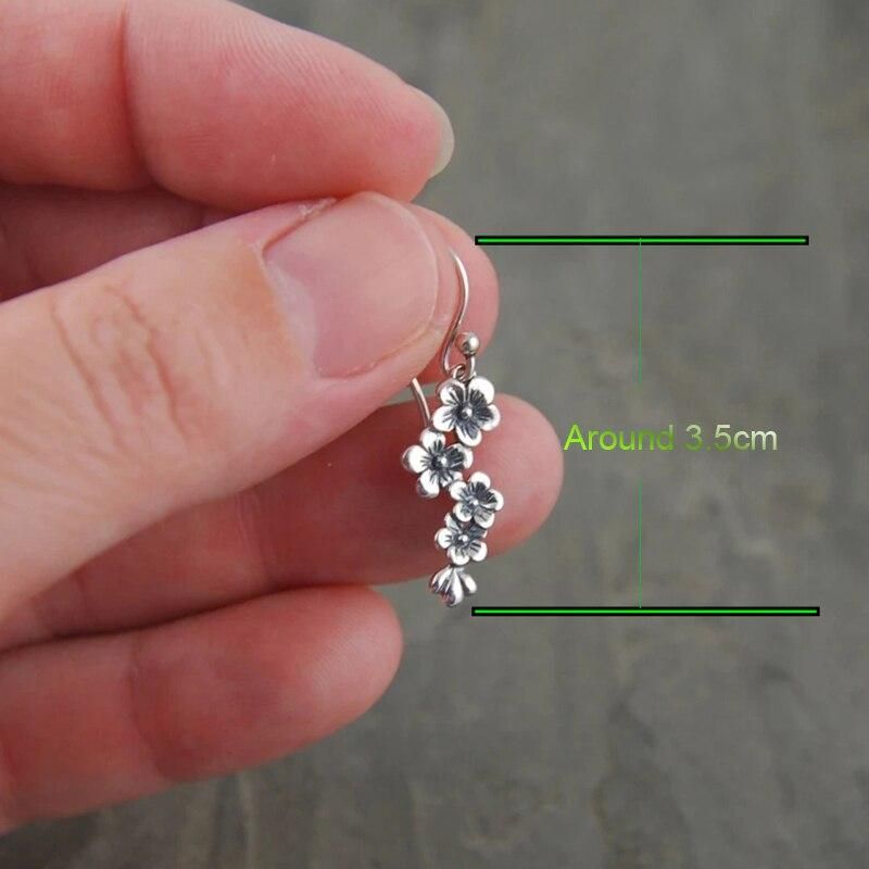 Retro Daisy Flower Drop Earrings For Women Girl Ethnic Antique Silver Color Blossoms Petals Small Dangle Earrings Lovely