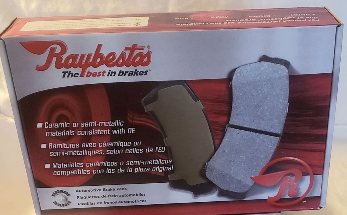 RAYBESTOS MGD 1258ACH CERAMIC FRONT BRAKE PAD SET