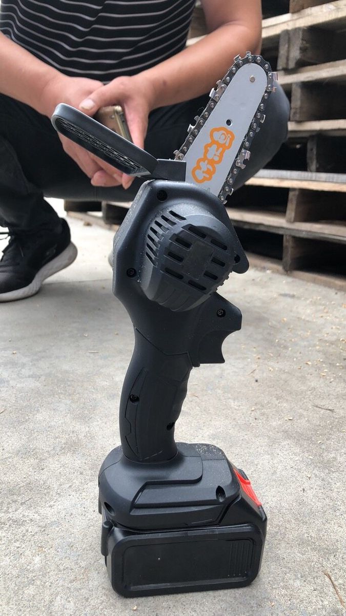 550W Cordless Electric Handheld Chain Wood Woodworking Rechargeable NO Battery