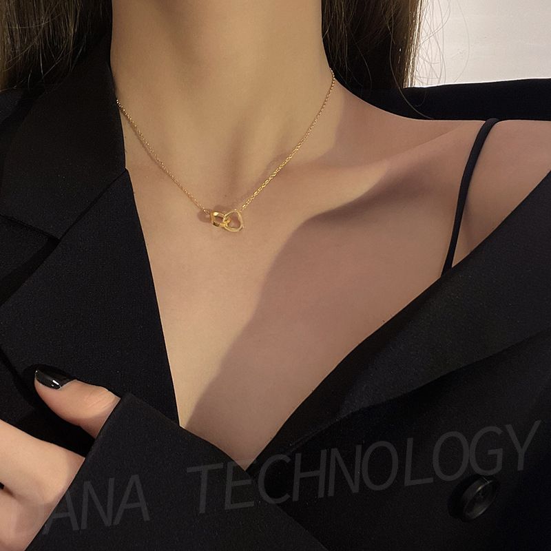 N013 Ladies Luxurious Elegant Love Button Necklace-Gold-like
