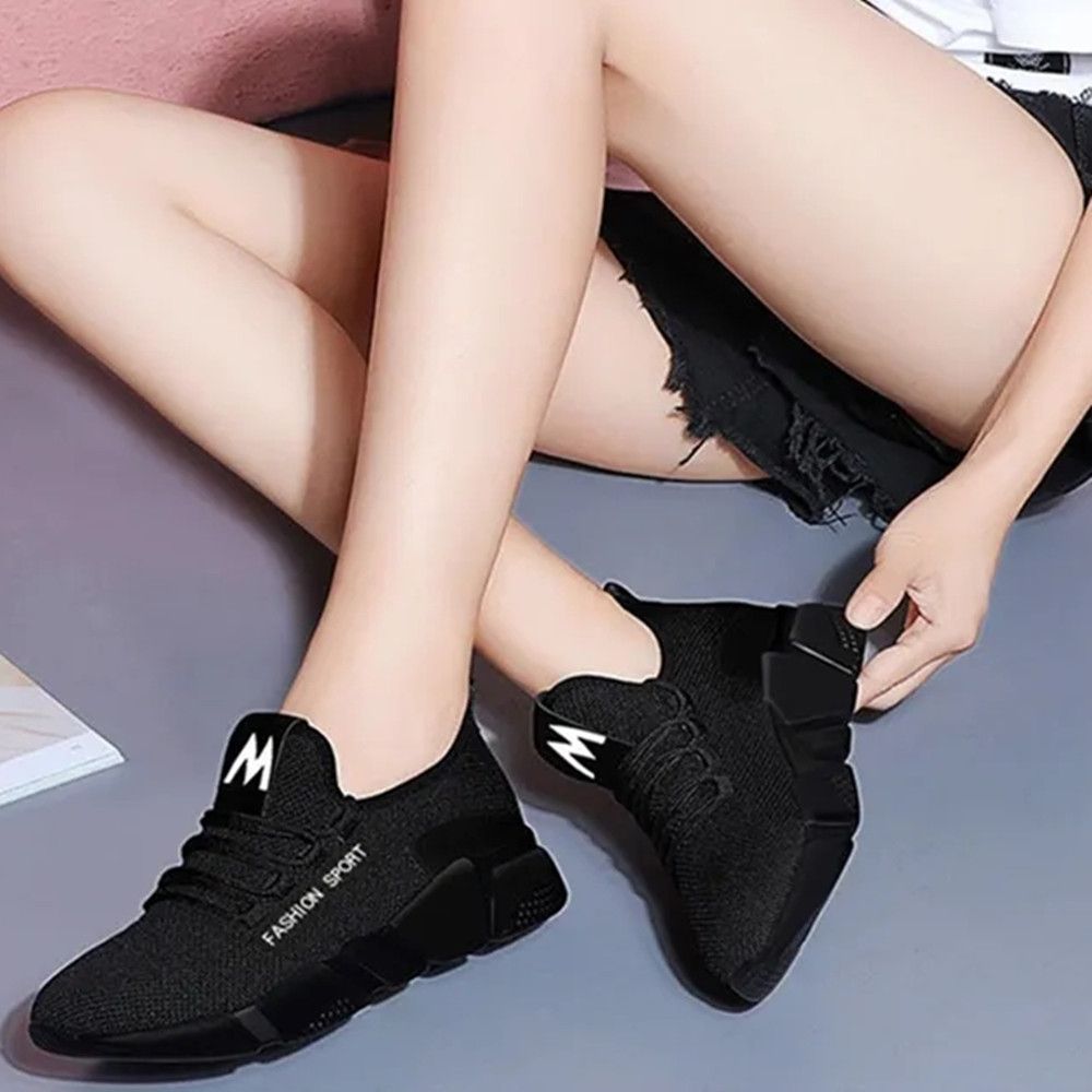 Women Breathable And Antiskid Shoe