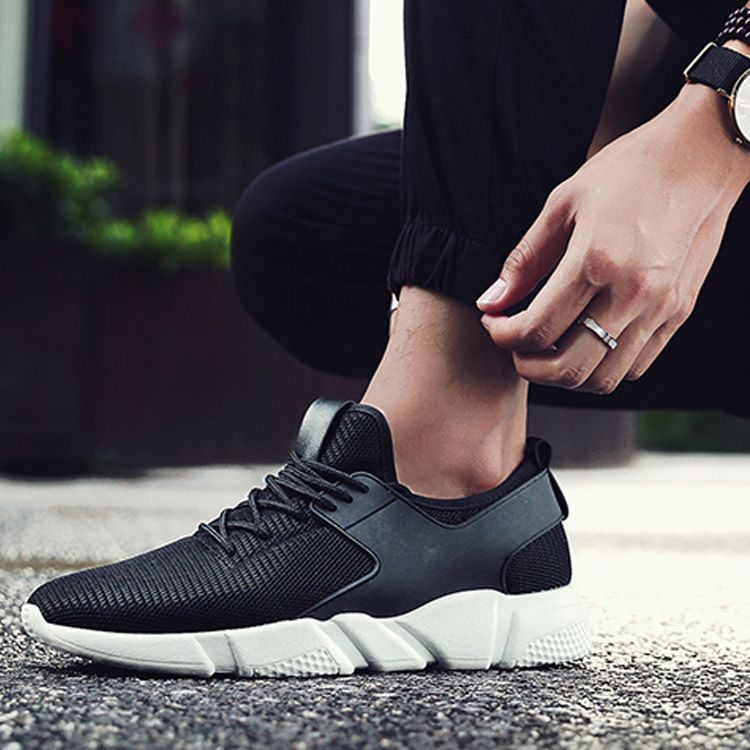 Latest Men Sneakers -Black