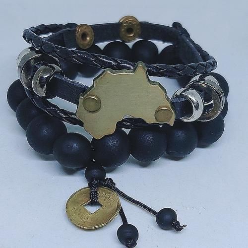 Men Solid Leather Wristwatch & Bracelets + Extra Battery