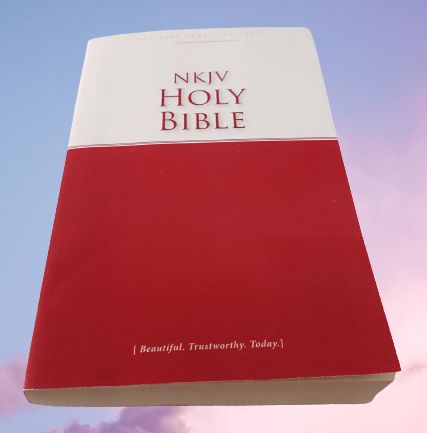 NKJV Including 30-Days With Jesus Reading Plan.