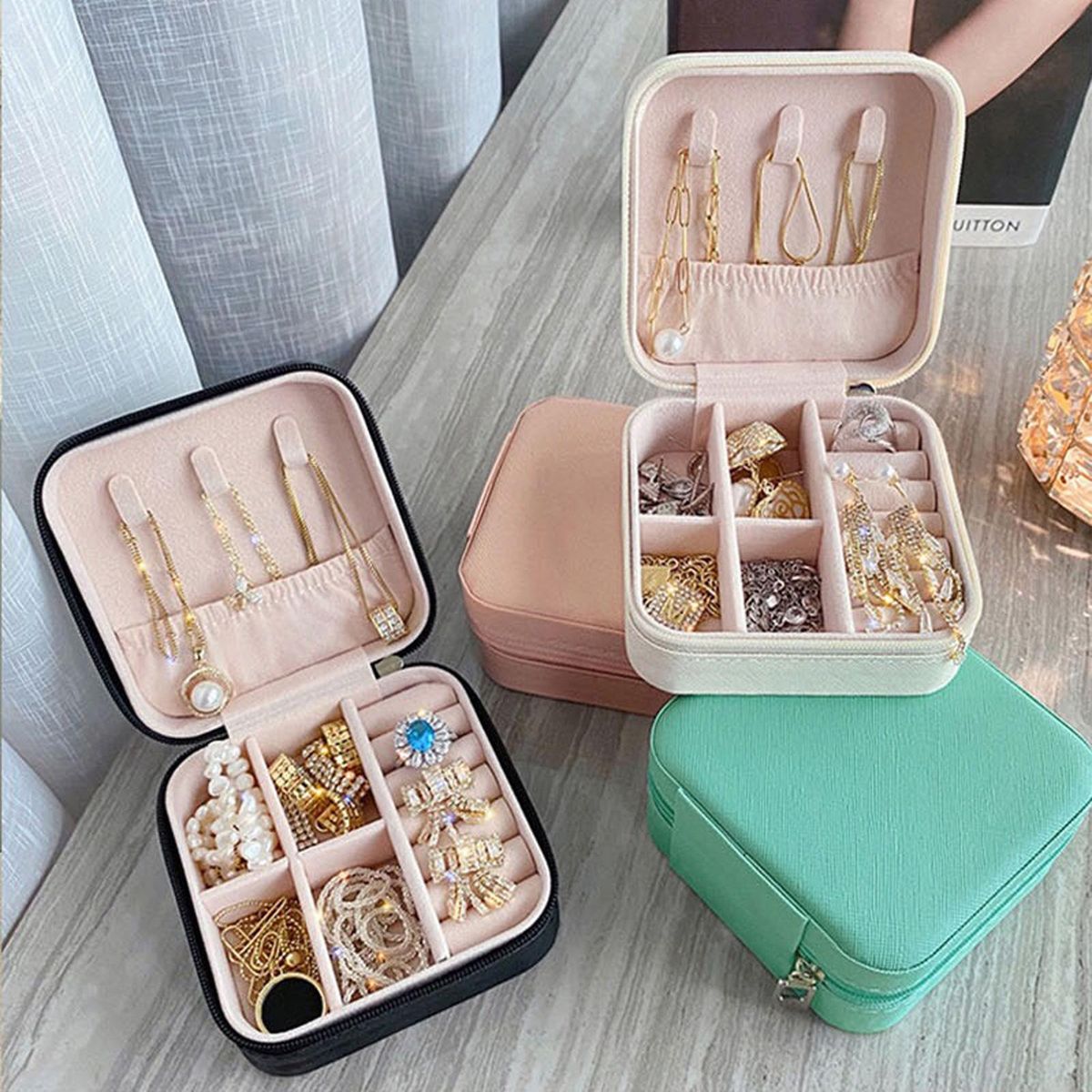 Jewelry Box Jewelries Storage Case PU Leather Organizer for Necklace Earring Rings Bracelet Ear Studs