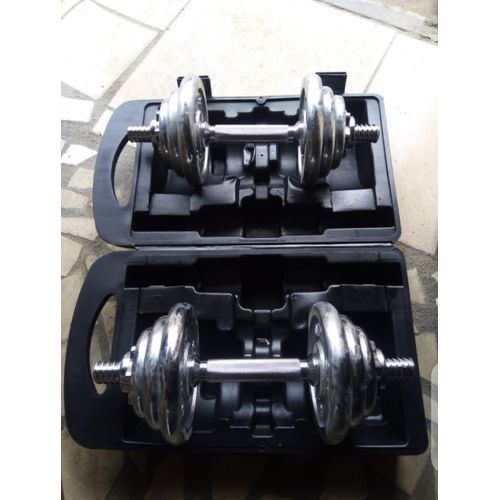 20kg Adjustable  Dumbell Set With Case Of 10kg Each Hand