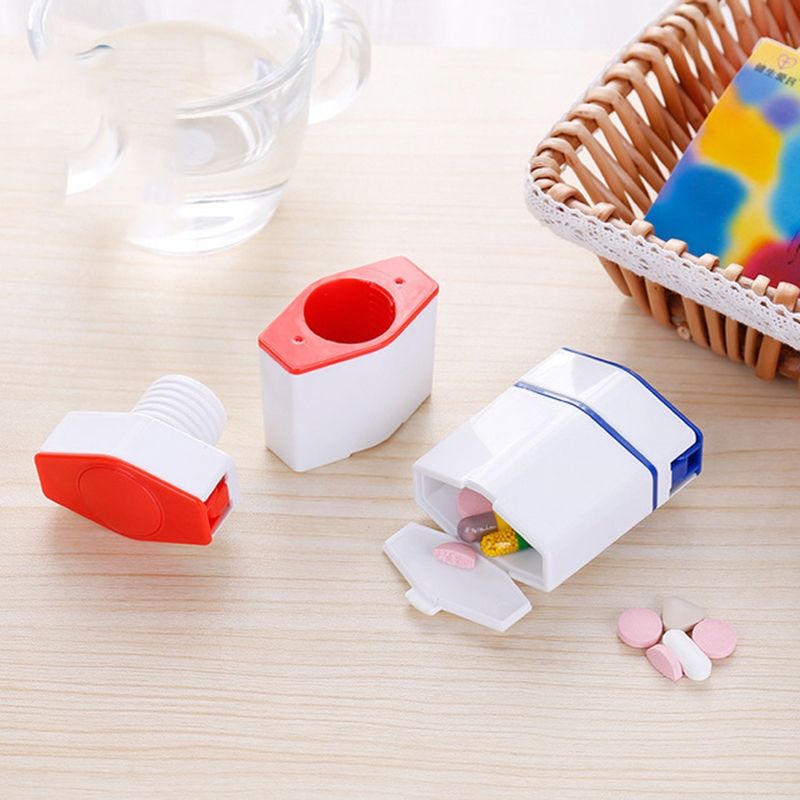4 PCS Cartoon Medicine Cutter Plastic Medicine Crusher Environmental Protection Material Pill Splitter(Red)