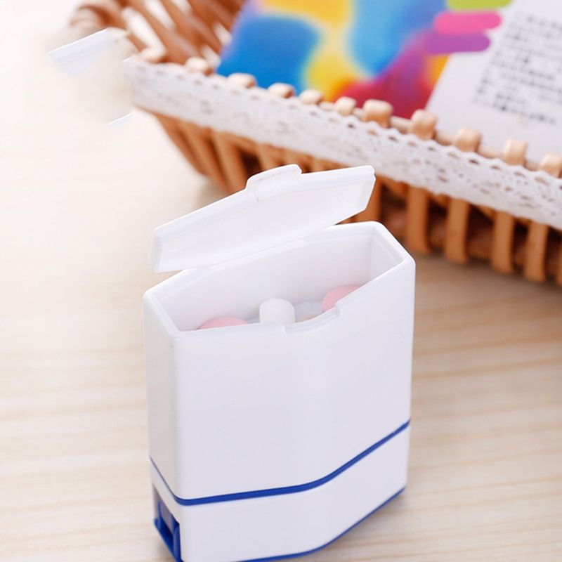 4 PCS Cartoon Medicine Cutter Plastic Medicine Crusher Environmental Protection Material Pill Splitter(Red)