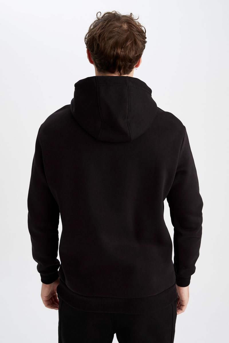 Man Knitted Standart Fit Sweatshirt -Black