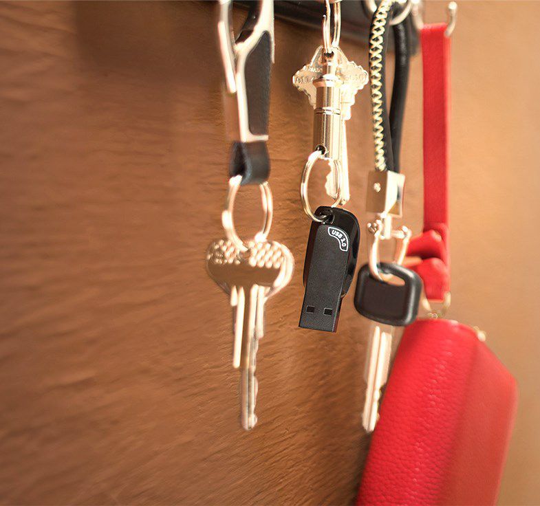 128G USB Flash Drive Small And Convenient  Pen Drive  Red