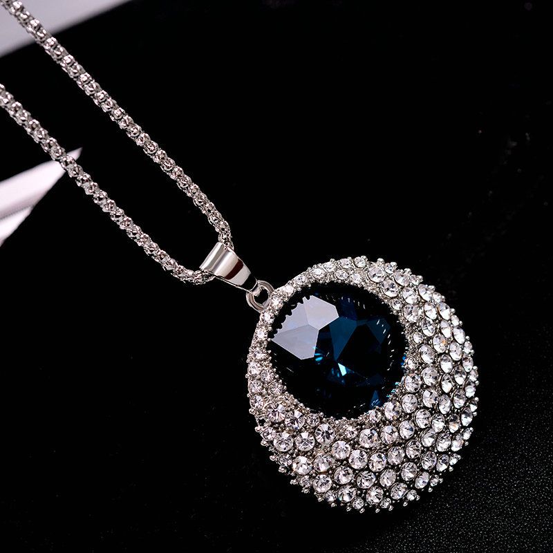 Modern And Trendy Women Artificial Crystal Versatile Long Necklace Sweater Chain