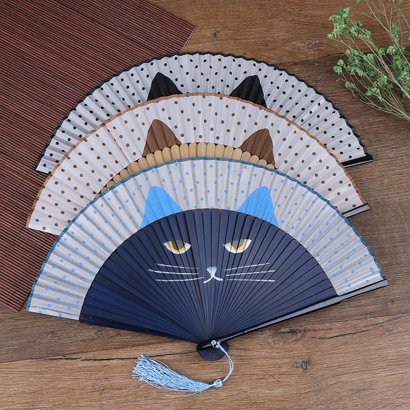 Silk Fan Cartoon Drawing Folding Handle Hand-painted Hand Bamboo Cat Summer Supplies Wedding Cat Fan Party Gifts Pocket