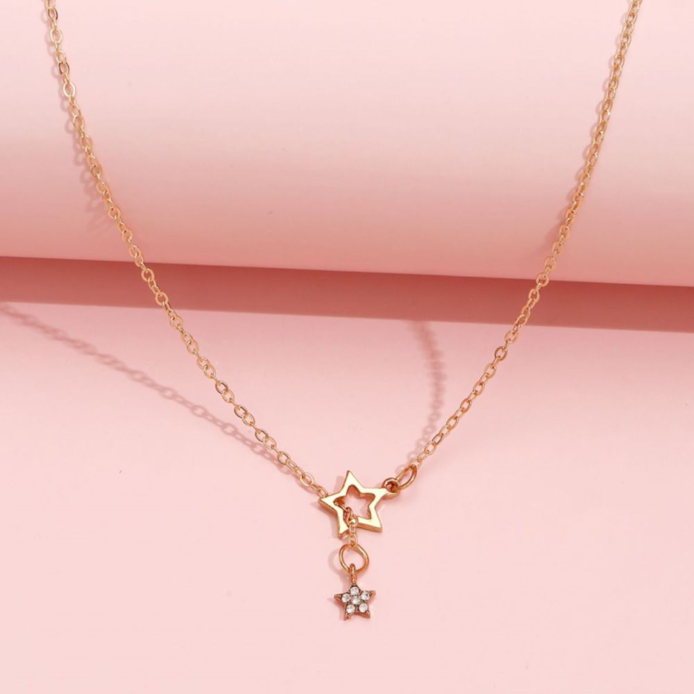 Women's Collarbone Chain Hollow Five-pointed Star Pendant With Diamonds-Gold