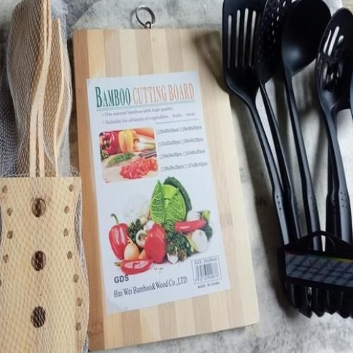 Non Stick And Wooden Spoon Sets With Chopping Board
