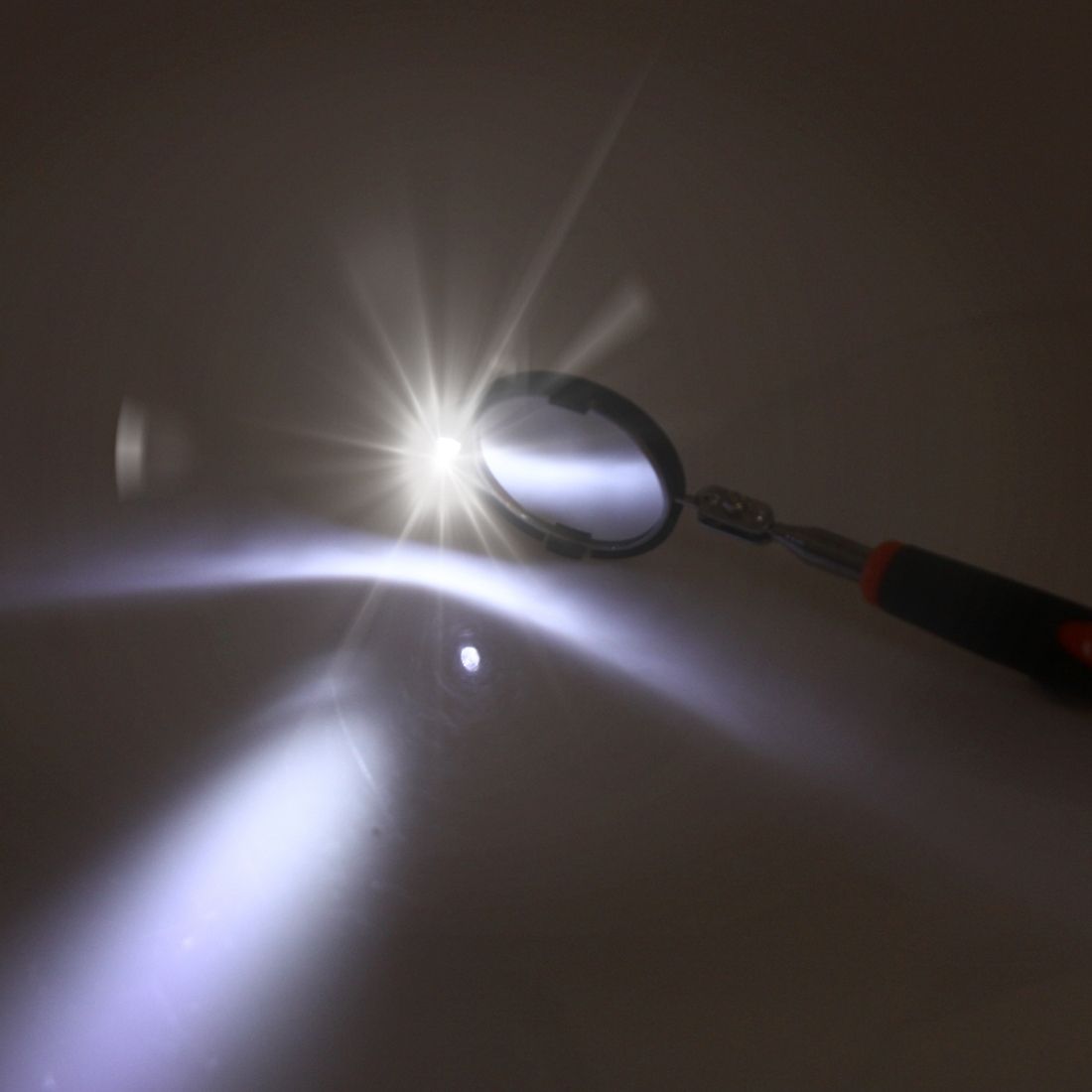 Retractable Vehicle Car Chassis Telescoping Inspection Mirror With 1 PCS 5mm LED Light, Mirror Diameter: 55mm, Max Expanding Length: 940mm