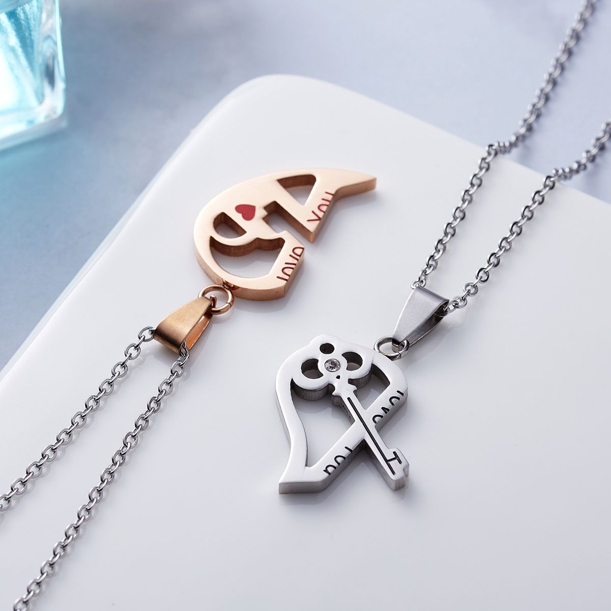 2Pcs/Set Couple Pendants Necklace For Lovers Valentines