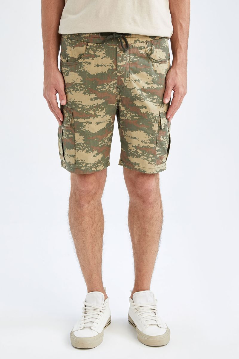 Man Young Regular Fit Woven Bermuda - Green