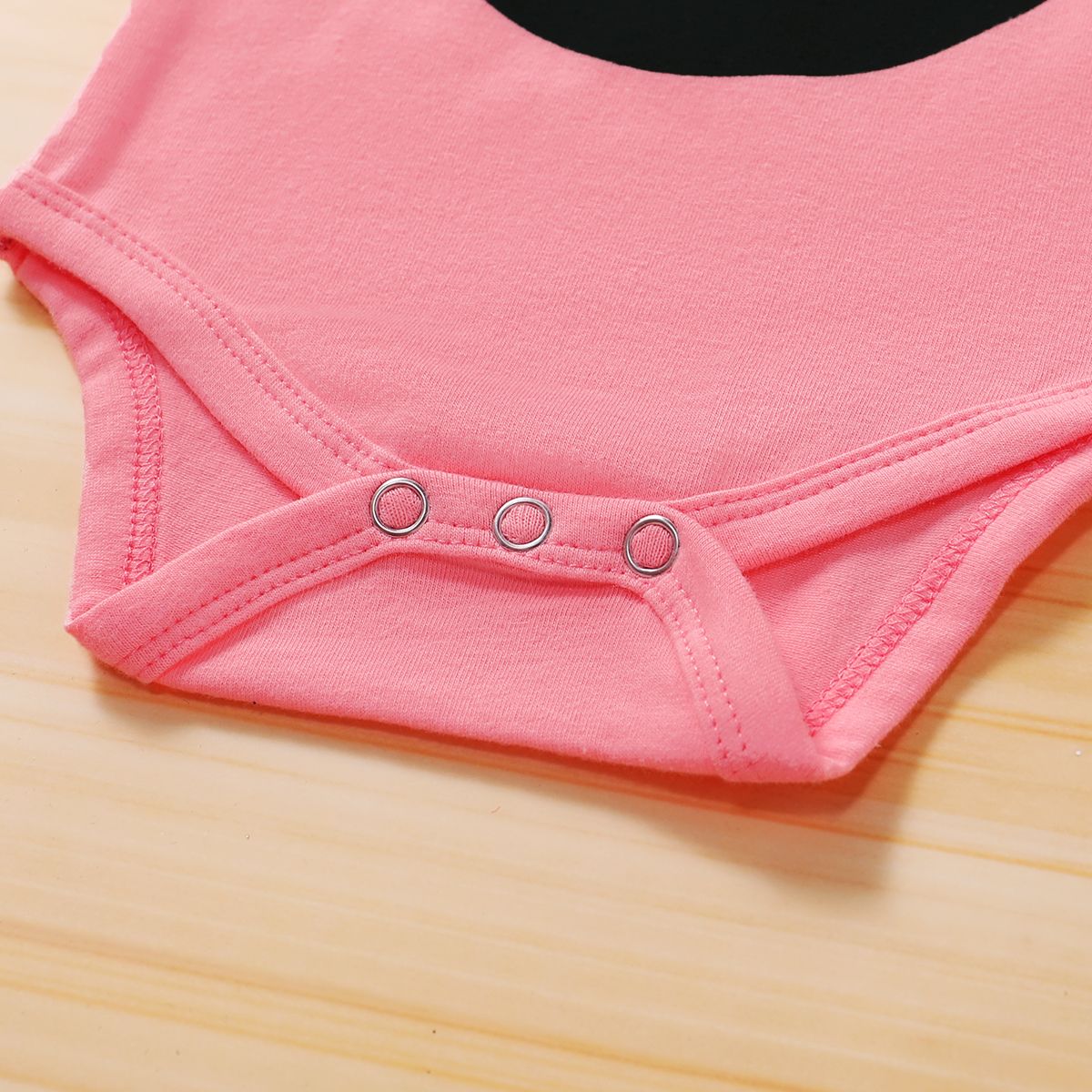 MAMA'S GIRL Infant Baby Long Sleeve Bodysuit Camou Pattern Pants