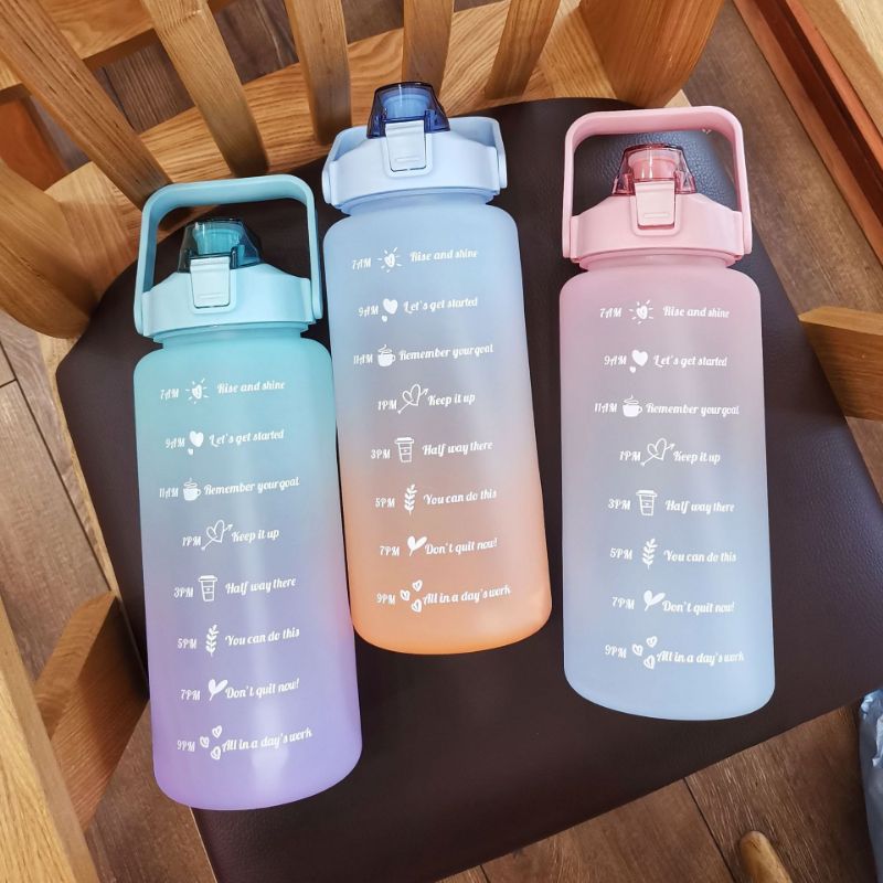 Gradient Sport Water Bottle 2000ML Motivational Drink Straw