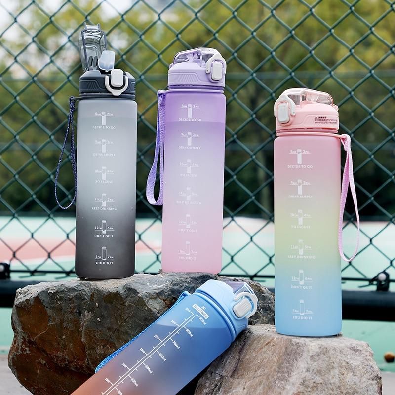 1/2L Large Capacity Sports Water Bottle Portable Straw Plastic Water Cup Outdoor Sports Fitness Travel Leakproof Water Bottle