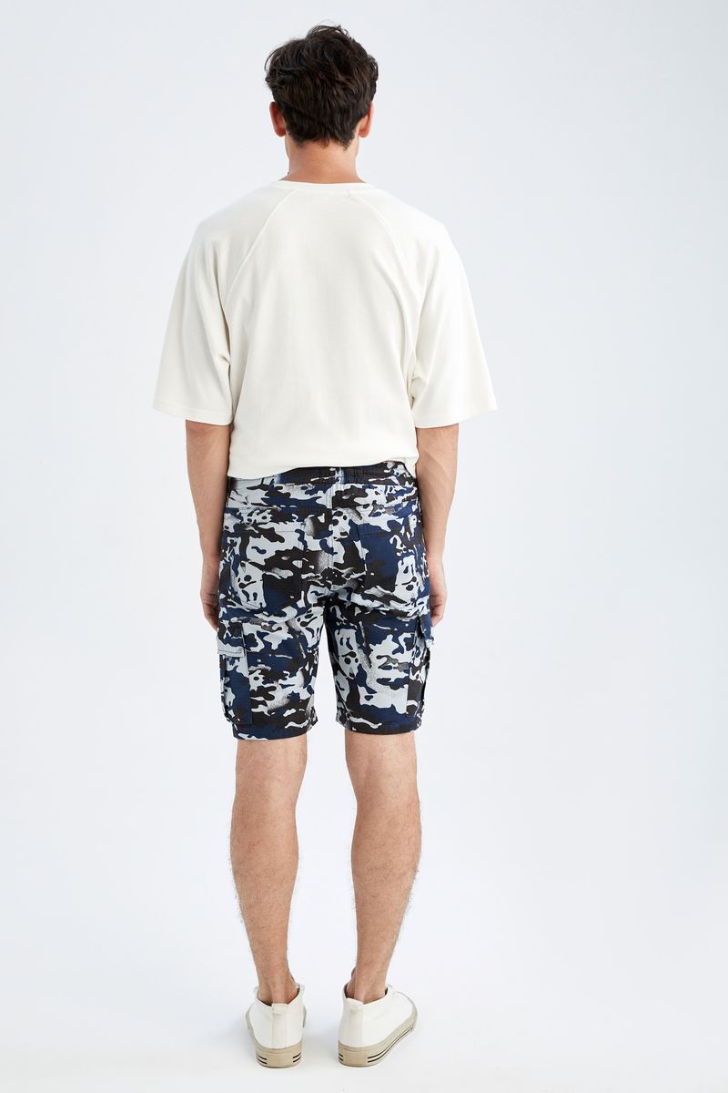 Man Young Regular Fit Woven Bermuda - Indigo