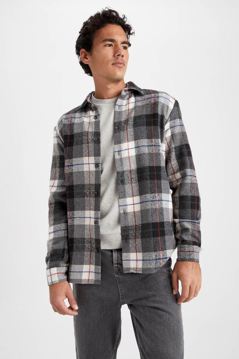 Man Young Regular Fit Woven Long Sleeve Shirt - Black