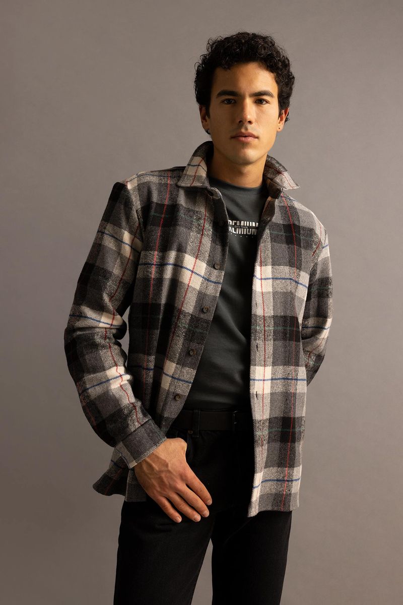 Man Young Regular Fit Woven Long Sleeve Shirt - Black