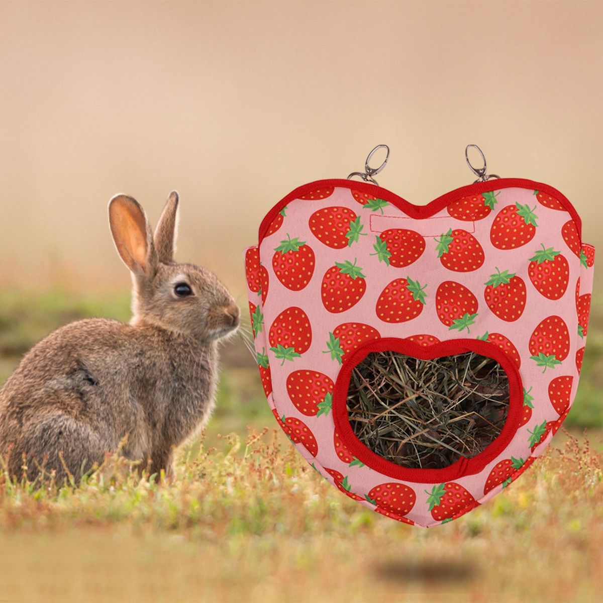 Durable Rabbit Hay Feeder Bag Love Shaped Hanging Feeding Pouch Red
