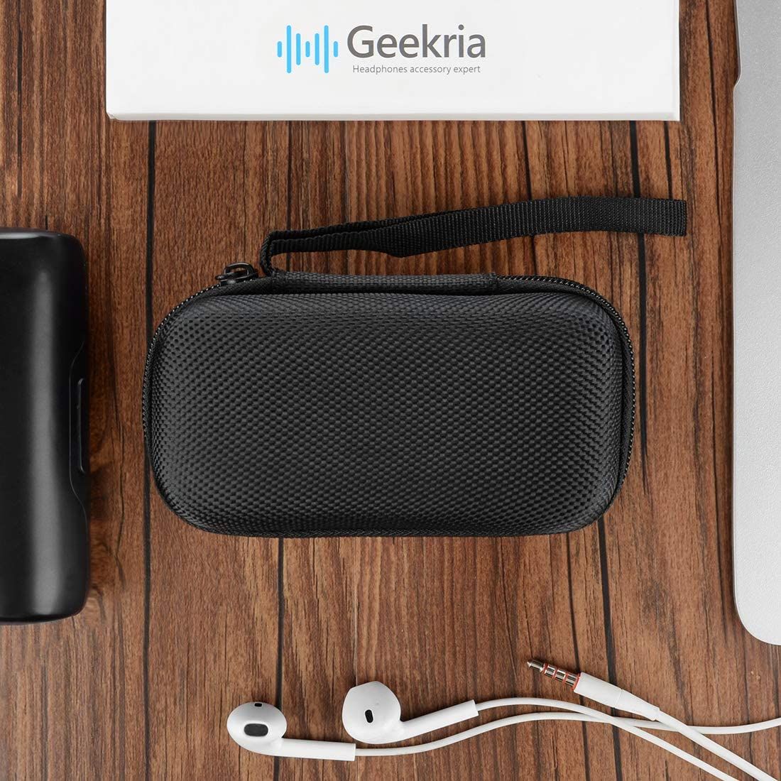 Geekria Carrying Case For Under Armour Flash In-Ear Headphones