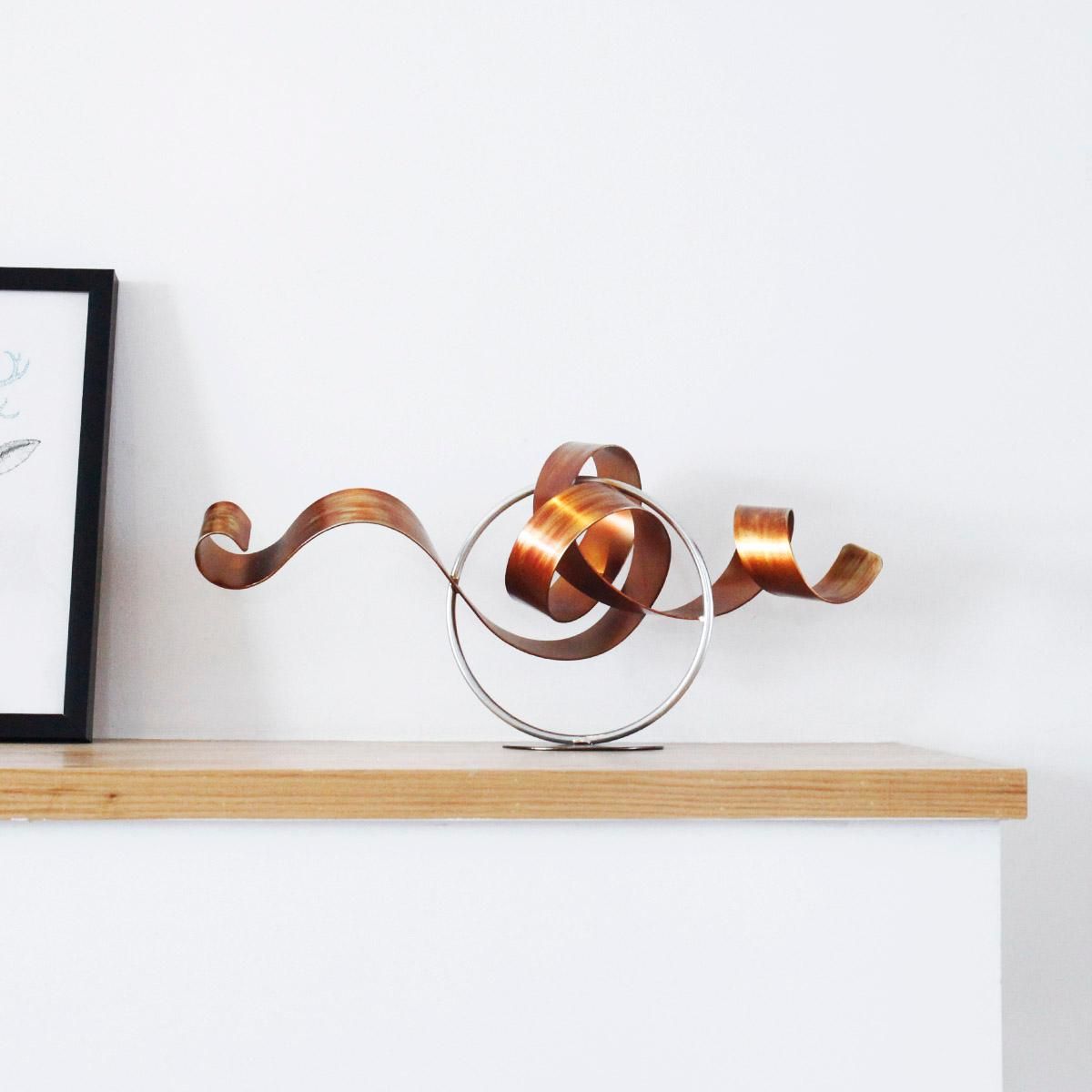 Tooarts Circle and Ribbon Modern Sculpture Abstract Sculpture Metal Sculpture Iron Home Decor Indoor-Outdoor Decor