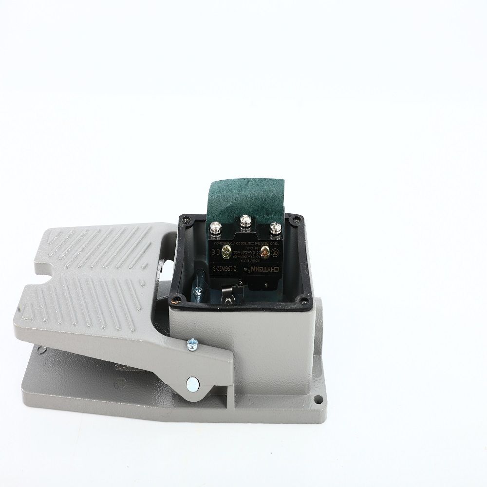 Foot Switch Pedal Switch Foot Pedal Switch With Wire 220V Foot Pedal Type CNC Machine Tool Bending Machine Punch FS-4