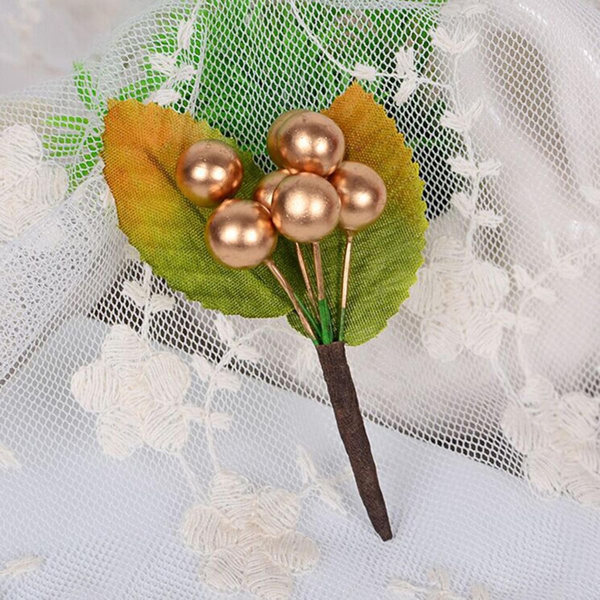 100 Pcs Christmas Berry Decorations Golden Holly Berries Ornaments B