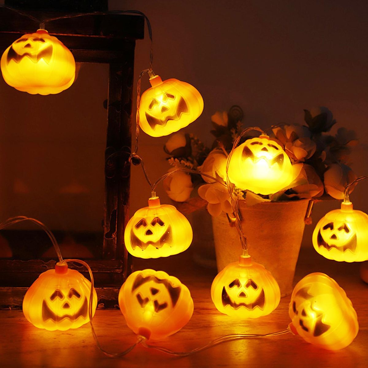 Horror Pumpkin Halloween String Lights 10FT 20LEDs Spooky Pumpkin Decorative Hanging Lights Waterproof LED Pumpkin Lights Battery Operated 2 Modes