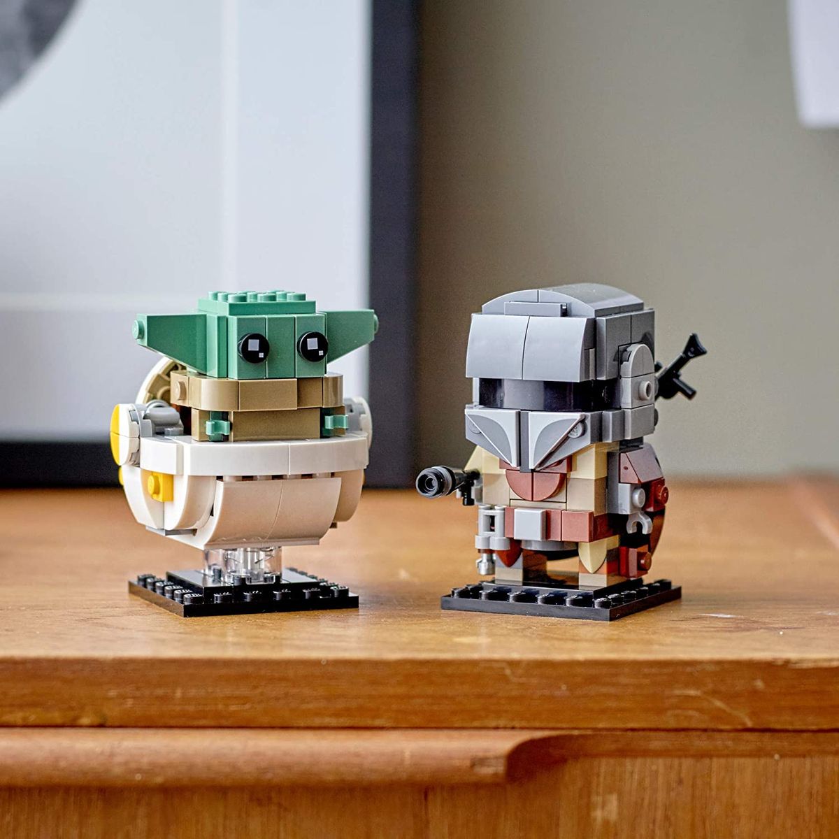 BrickHeadz Star Wars The Mandalorian & The Child 75317 Building Kit (295 Pieces)