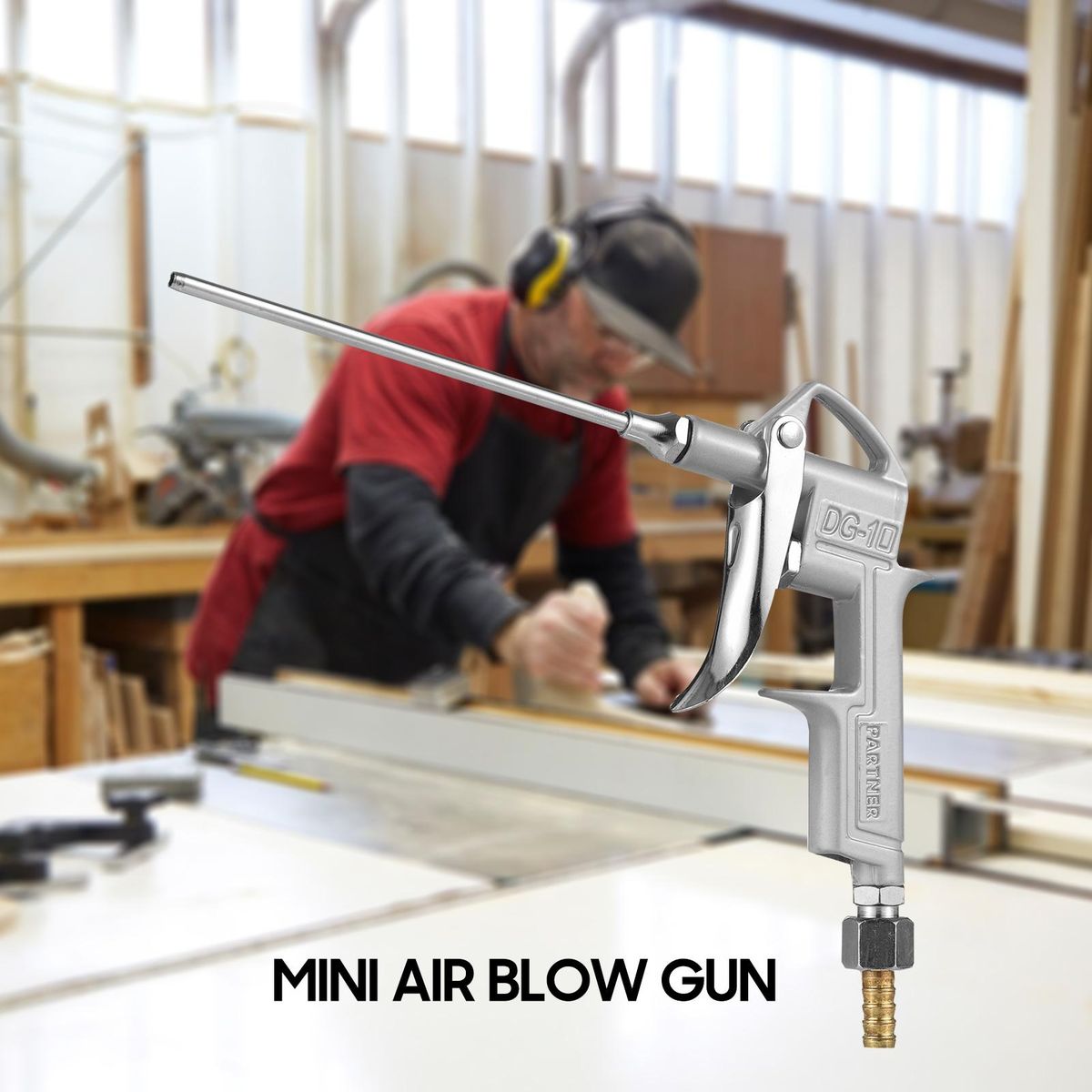 Mini Air Blow Gun Pneumatic Dust Blower Gun Air Spray Gun Dust Cleaning Air Blower with 2 Replacement Nozzle for Automobile Engine Cleaning