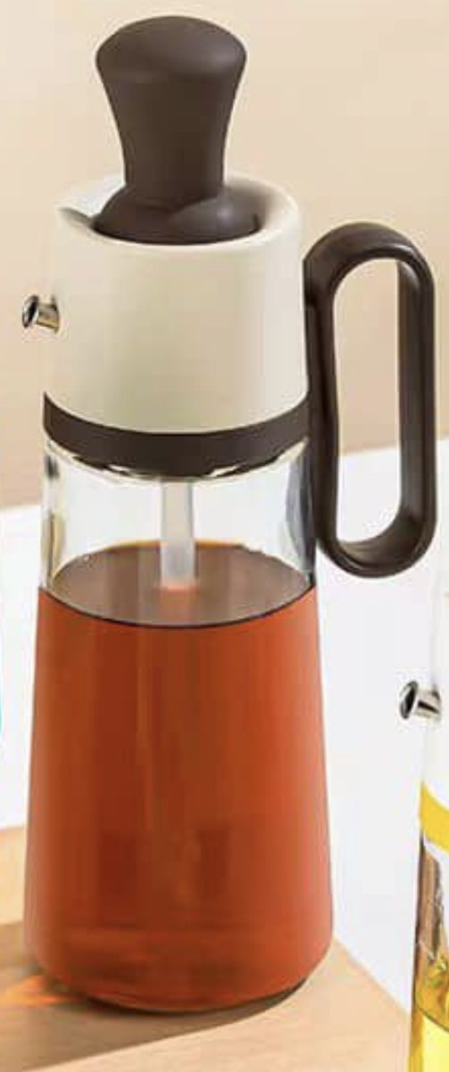Oil Pease Bottle