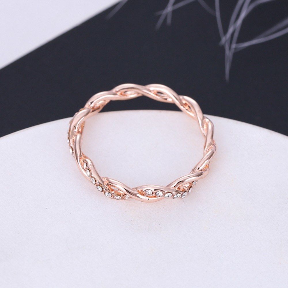 Women Exquisite Twist Ring Classical Alloy Bride Twisting