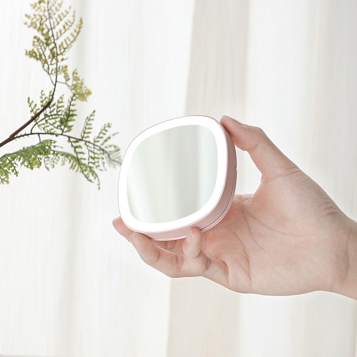 Portable Makeup Vanity Mirror With Light Mini Compact