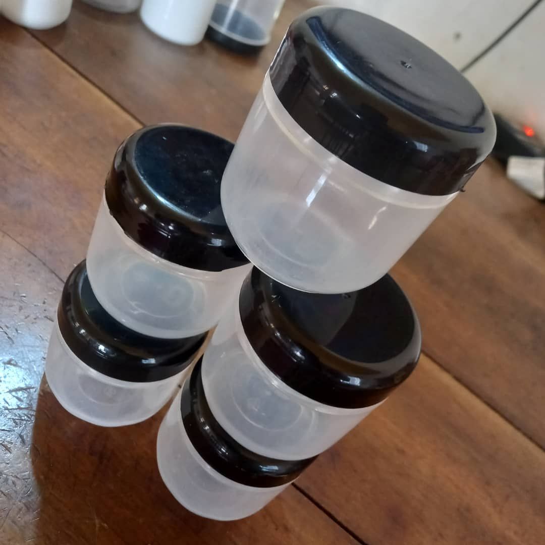 150ml Cosmetics Empty Plastic Jars/ Containers
