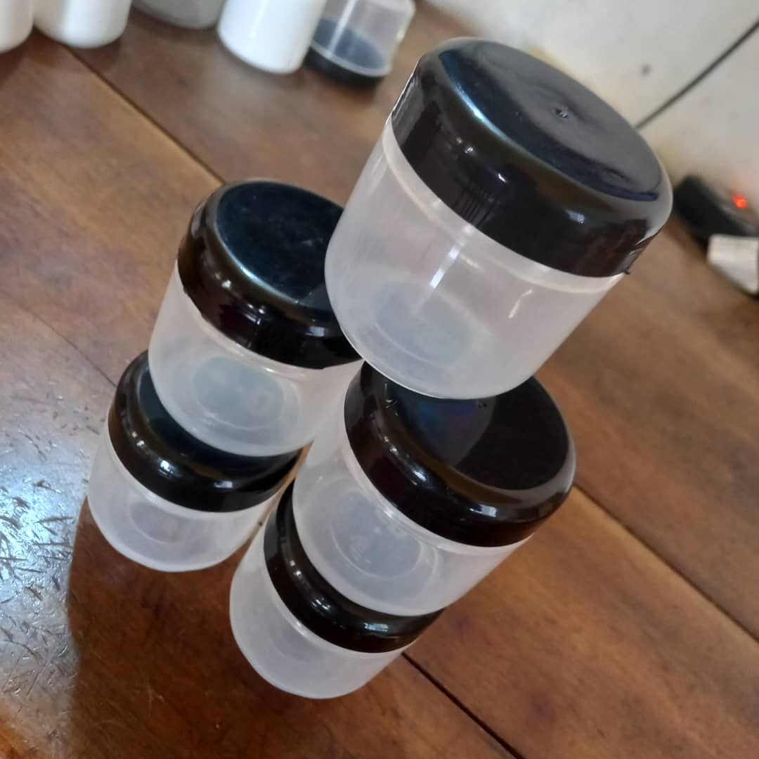 150ml Cosmetics Empty Plastic Jars/ Containers