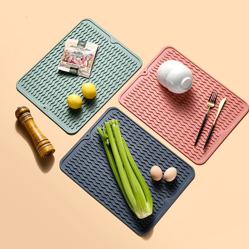 TPR insulation pad table mat non-slip mat desktop heat-proof waterproof non-slip rubber mat drain pad tableware filter pad green