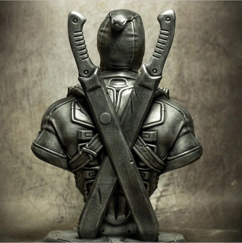 Deadpool Bust Black Sculpture