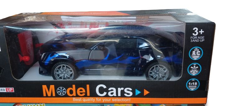 Rechargeable Remote Control Scale 1:18 Model Toy Car