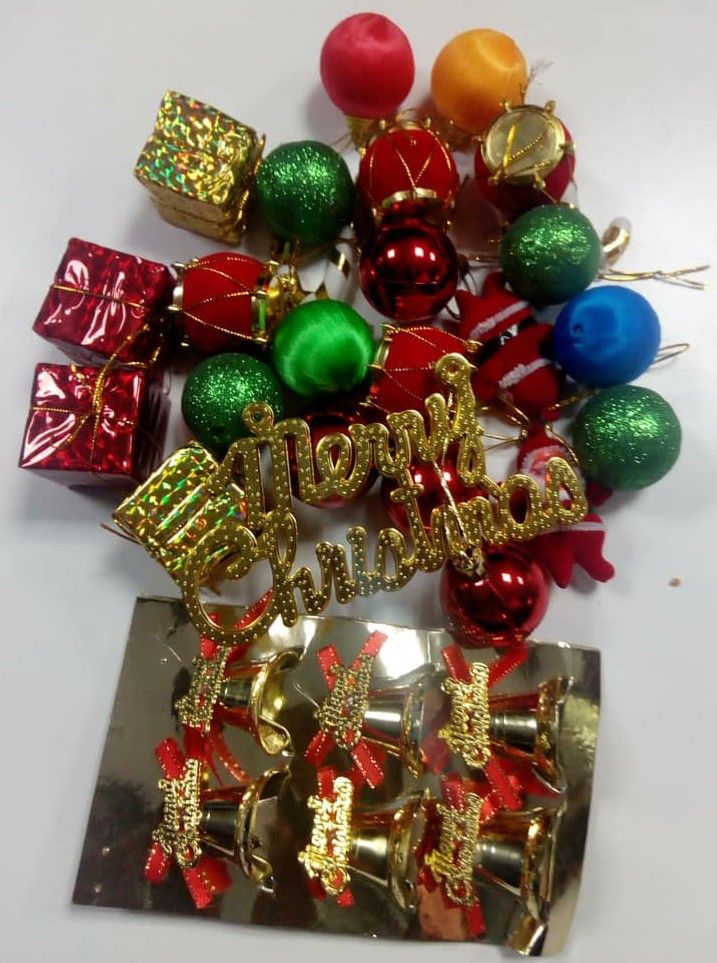 Mixture Of Christmas Trees& Gilead Decorative Toys + 6 Bells