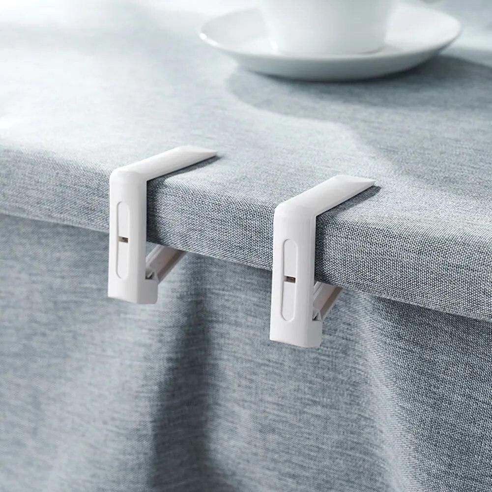 4Pcs Plastic Tablecloth Clips Non-slip Securing Holder Tablecloth Clamp Holder Table Cover Clamps for Picnics