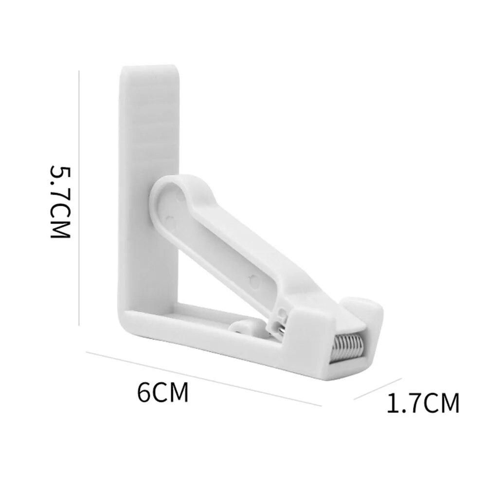 4Pcs Plastic Tablecloth Clips Non-slip Securing Holder Tablecloth Clamp Holder Table Cover Clamps for Picnics